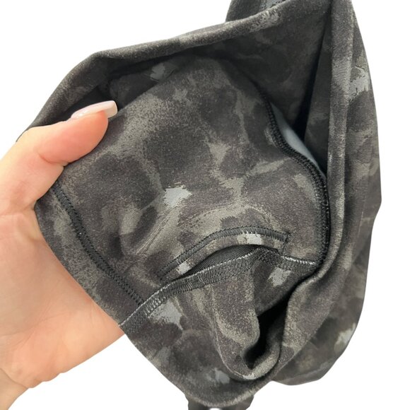 $98 Lululemon Black Multi Spray Leopard Align High-Rise Pant 25" Leggings size 4 - Picture 4 of 5